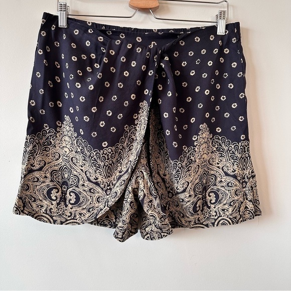 ANTHROPOLOGIE-“HEI Hei” Luna Linen Blend Skirted Shorts (Size:Medium) - Picture 4 of 11
